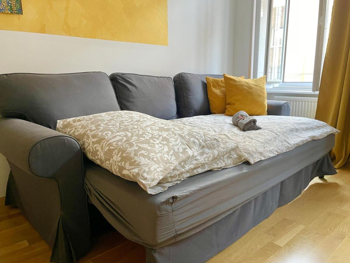 Spacious Apartment - 15 Min To Center Відень Екстер'єр фото