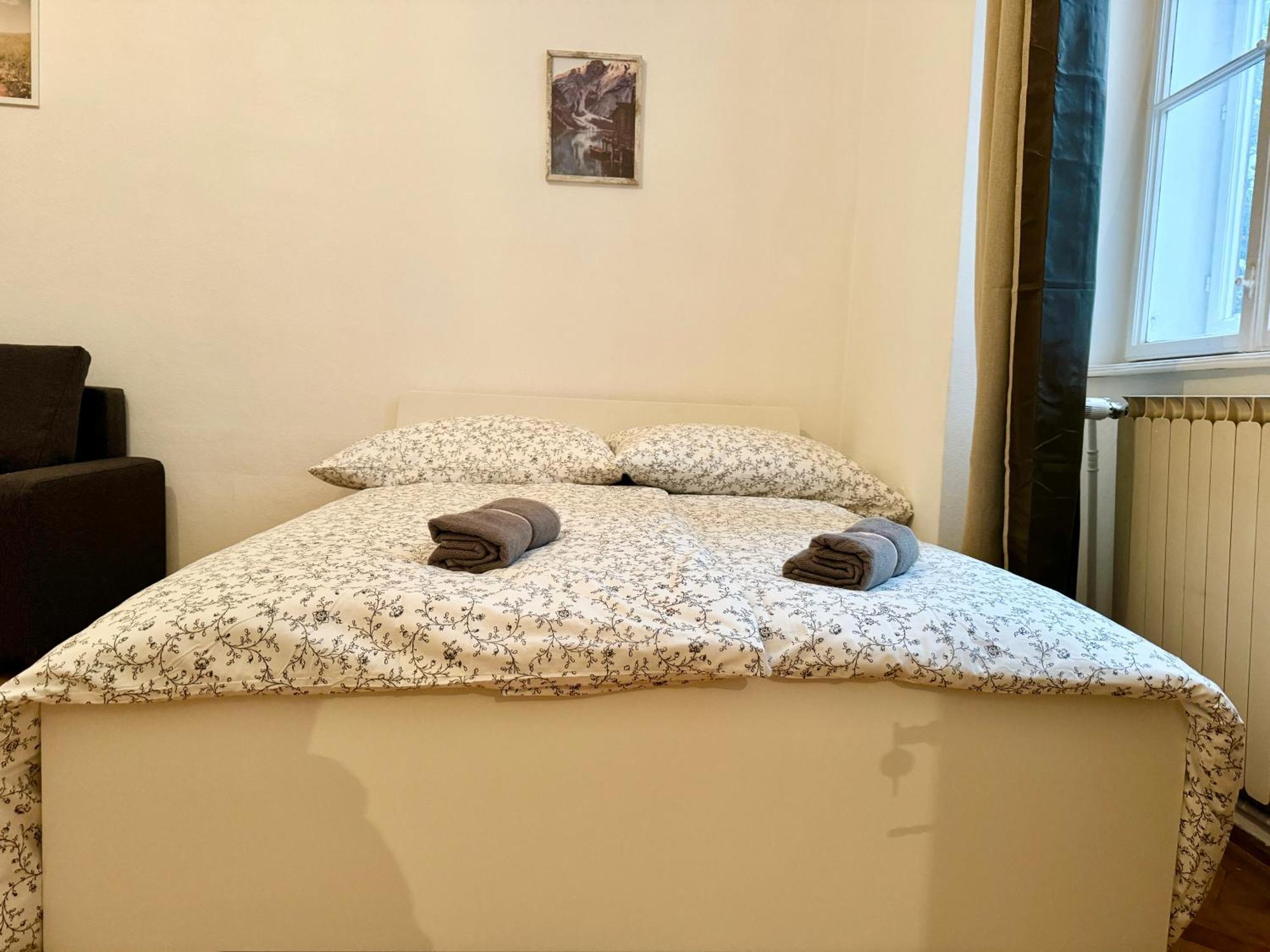 Spacious Apartment - 15 Min To Center Відень Екстер'єр фото